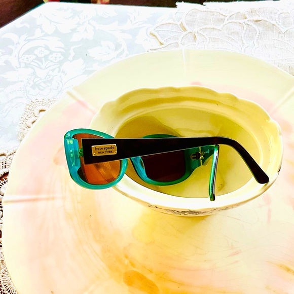 KATE SPADE SUNGLASSES - Picture 3 of 4